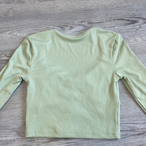 Light green cropped long sleeve from Aéropostale - Picture 3 of 4